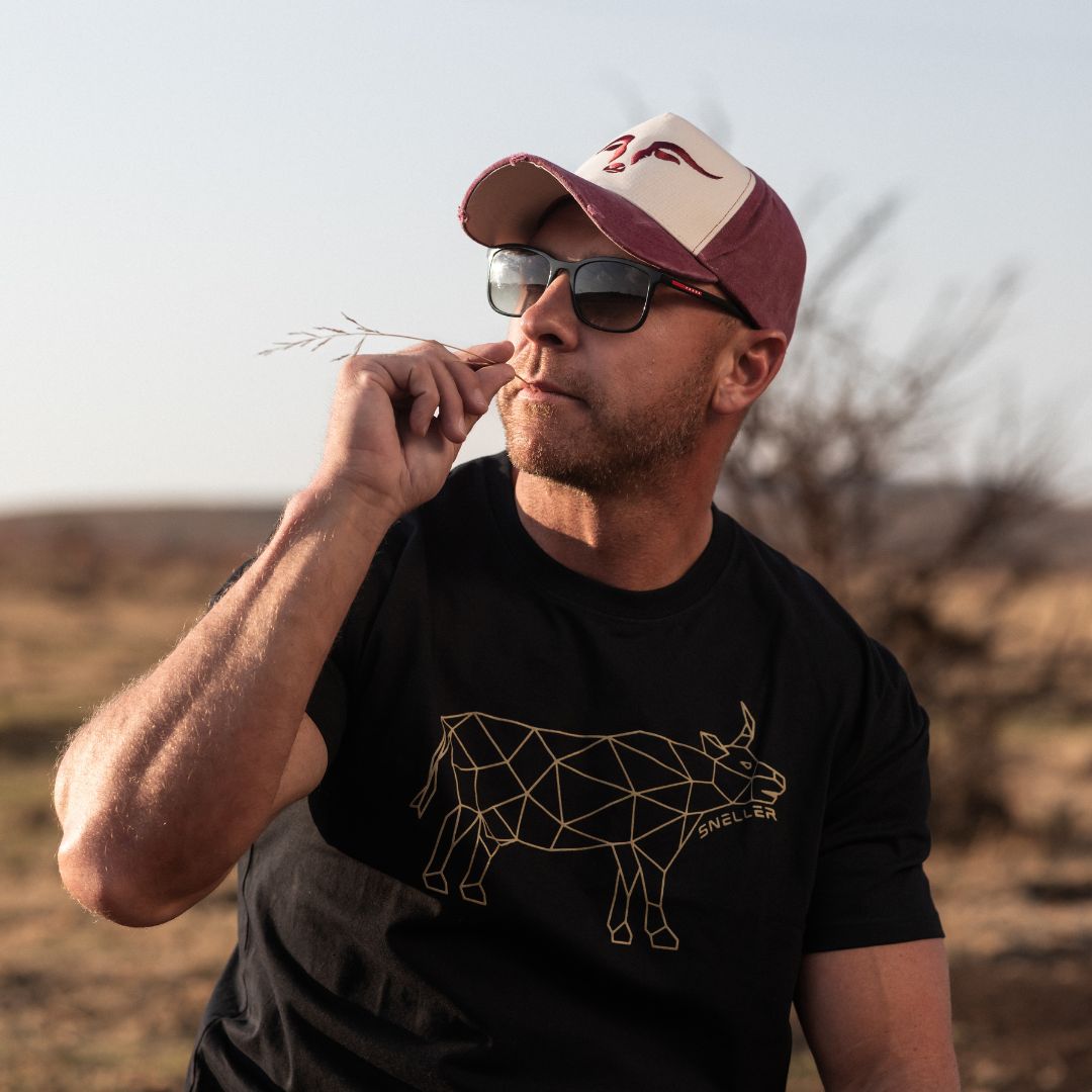 Pigment Washed SNELLER Cap - Maroon with Sneller Longhorn