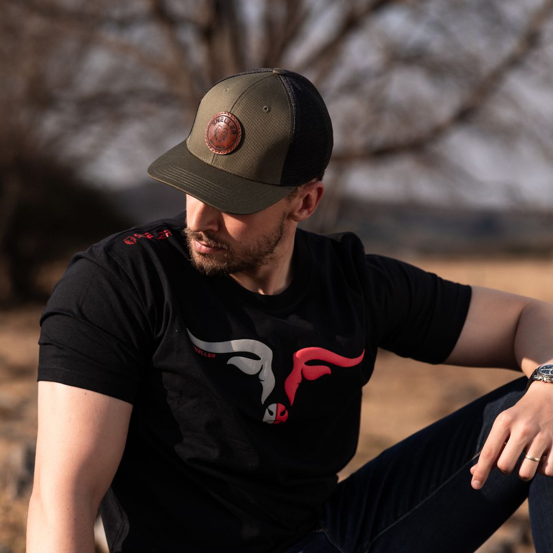 Trucker Cap 6 Panel- Olive/Black - Sneller Lion Leather Patch