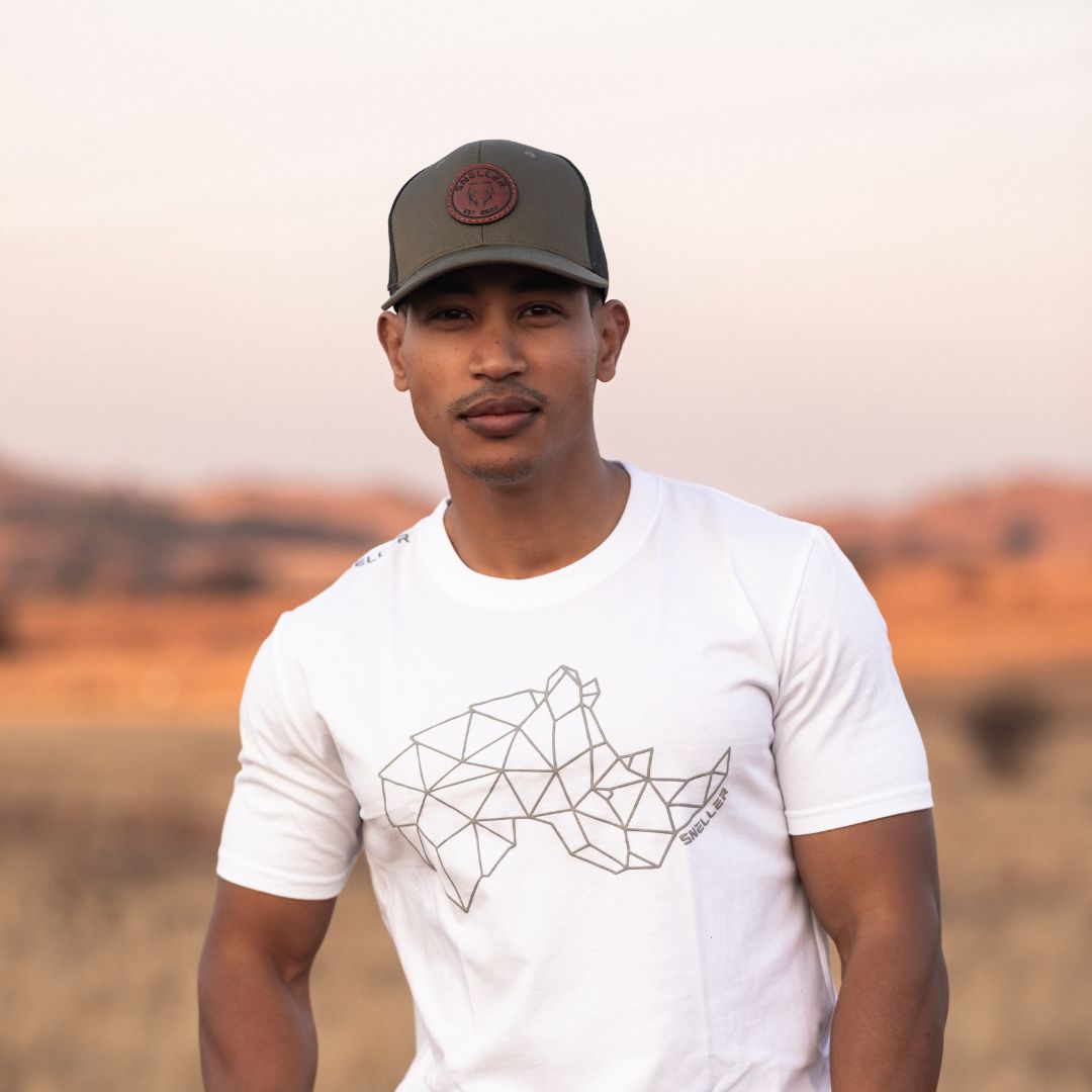 Trucker Cap 6 Panel- Olive/Black - Sneller Lion Leather Patch